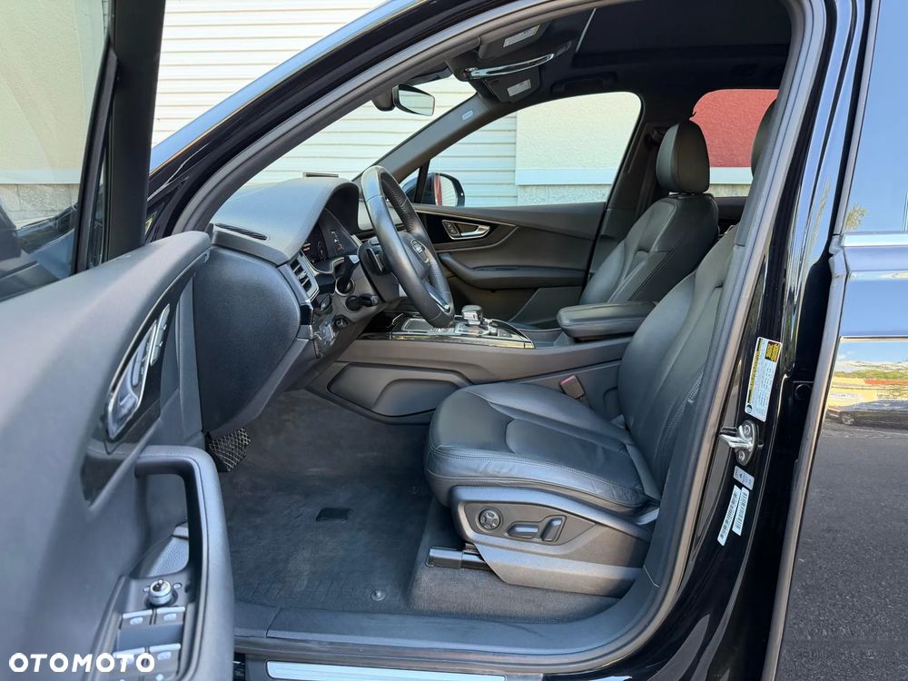 Audi Q7 - 19