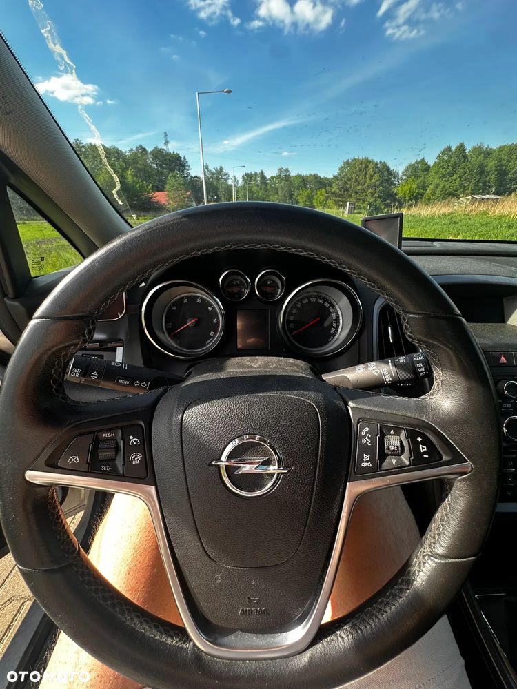 Opel Astra - 9