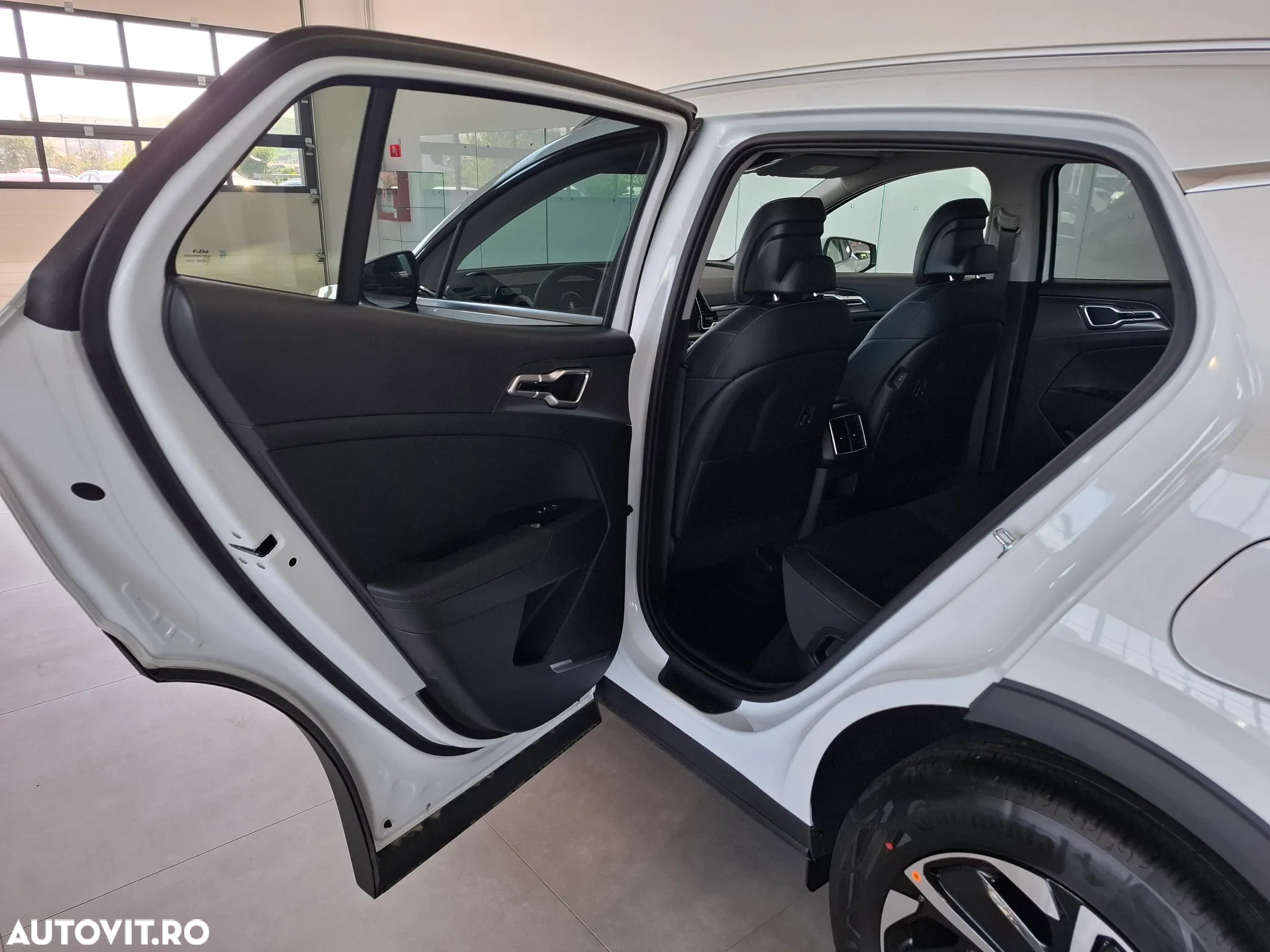 Kia Sportage 1.6 T-GDI 7DCT HP 4x2 MHEV Style - 34