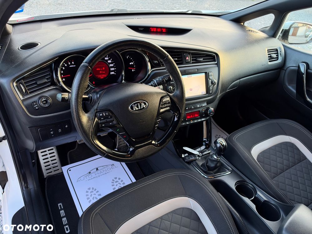 Kia Ceed 1.6 CRDi GT Line - 9
