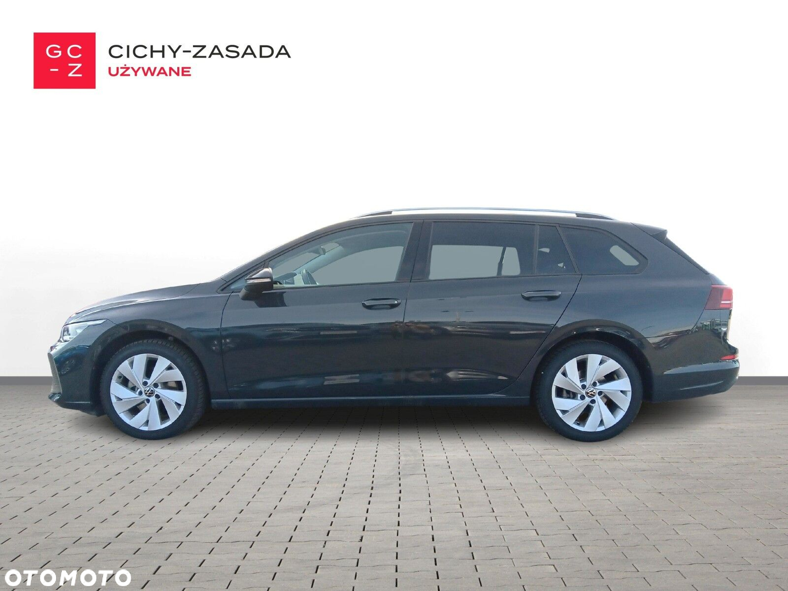Volkswagen Golf - 8