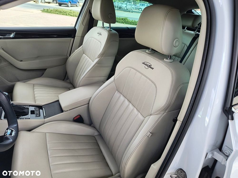 Skoda Superb 2.0 TDI SCR L&K DSG - 10