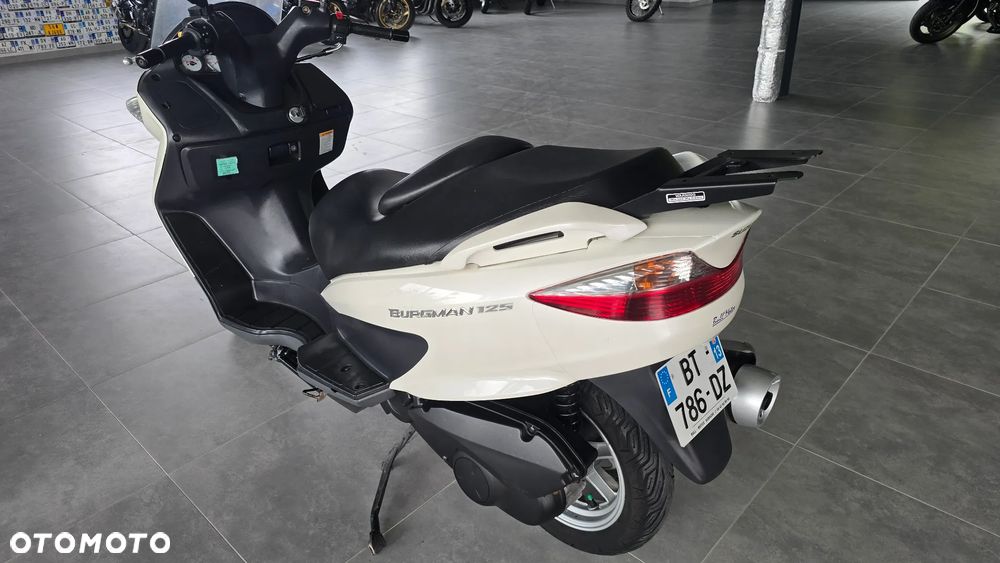 Suzuki Burgman - 6