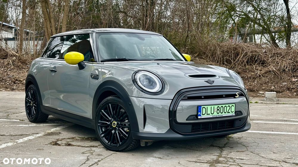 MINI Cooper SE Resolute Edition - 3