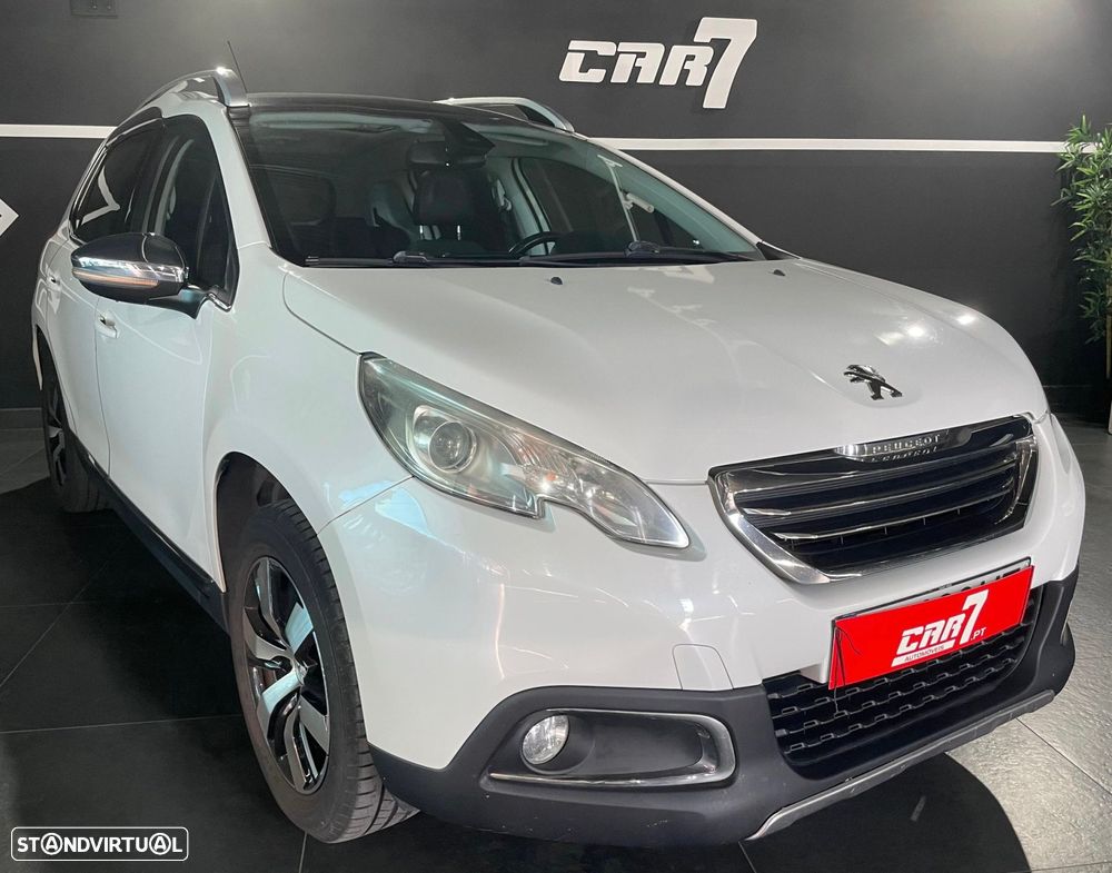 Peugeot 2008 1.2 PureTech Allure - 1