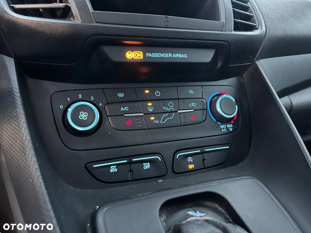 Ford Connect - 32
