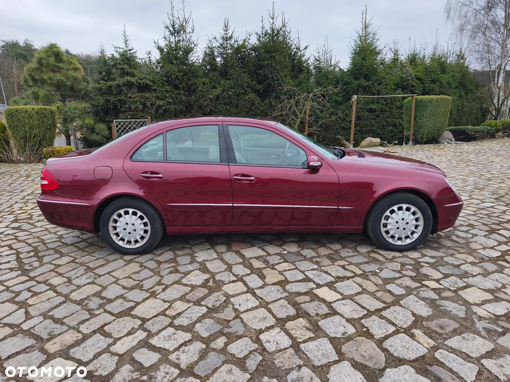 Mercedes-Benz Klasa E - 9