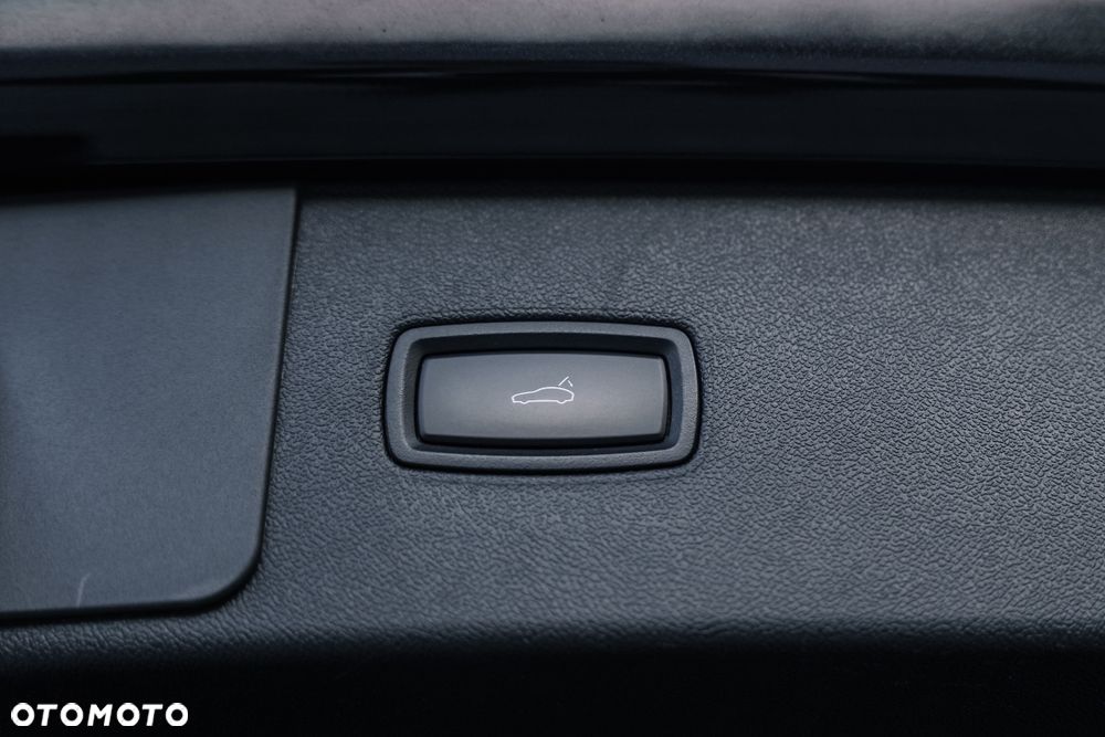 Porsche Cayenne Standard - 26