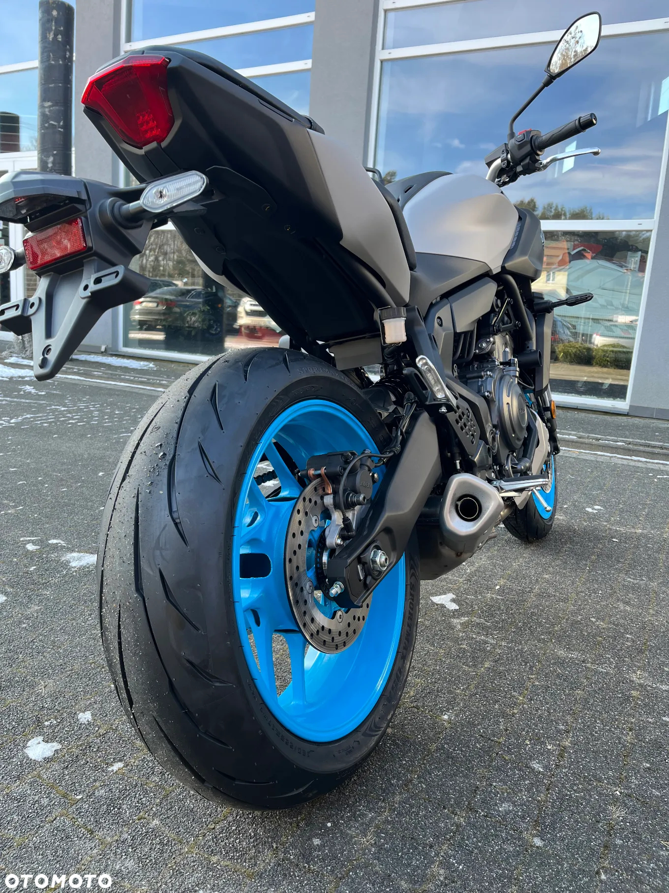 Yamaha MT - 8