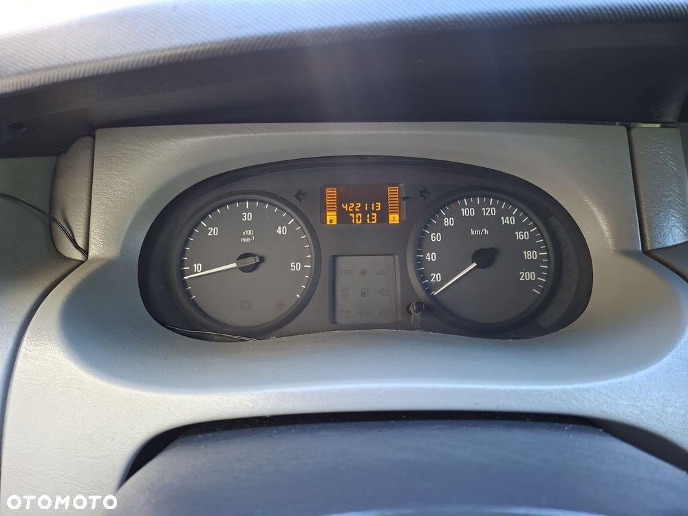 Opel Vivaro - 5