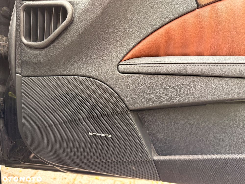 Mercedes-Benz Klasa E - 18