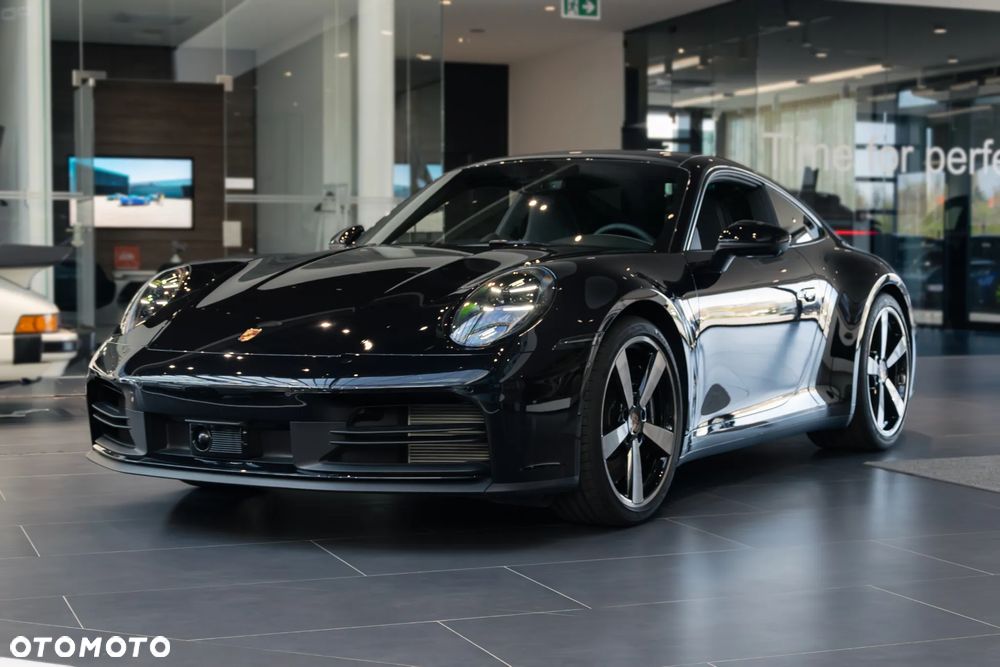 Porsche 911 Carrera S - 2