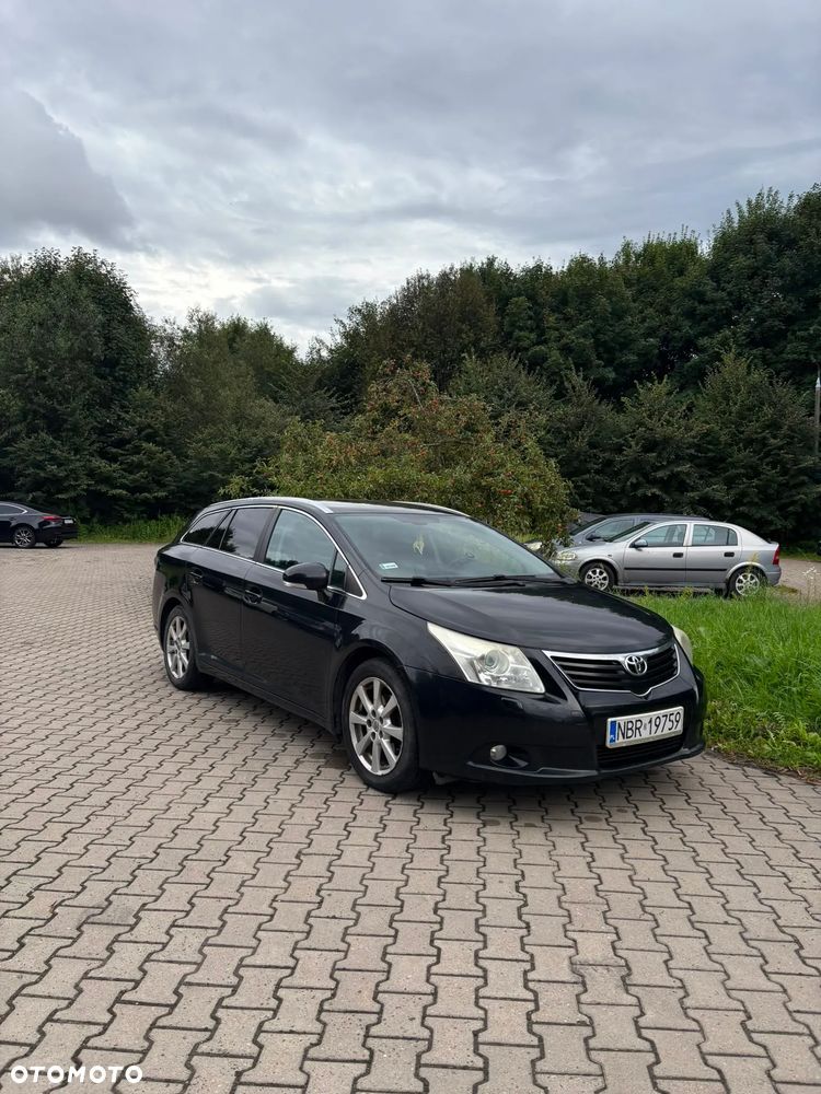 Toyota Avensis 2.0 D-4D 2010 - 1