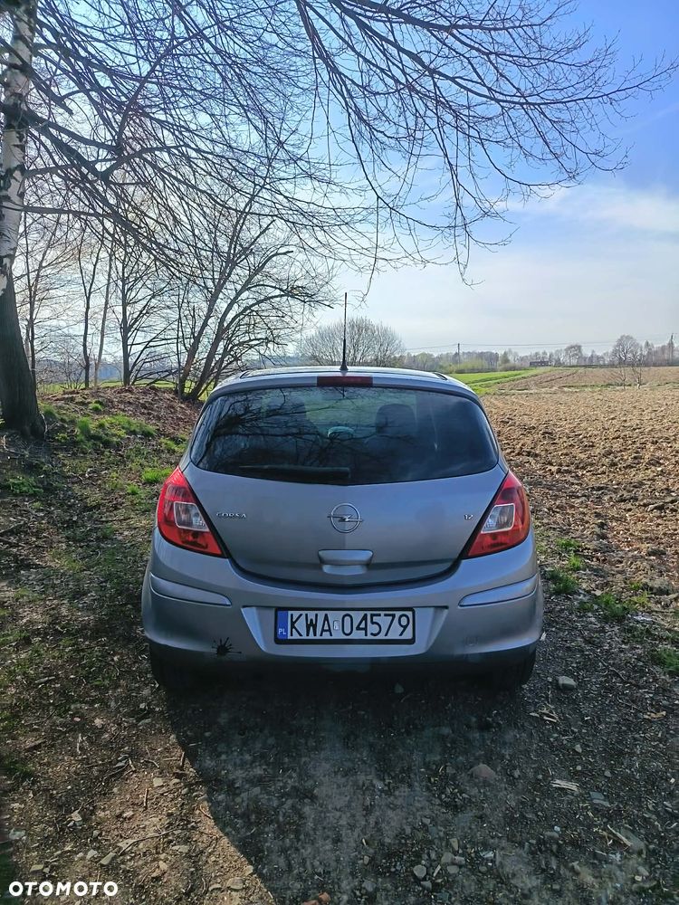 Opel Corsa 1.2 16V Essentia - 3