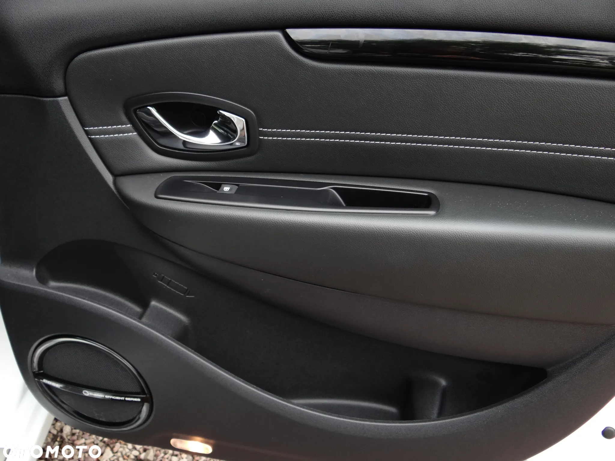 Renault Scenic dCi 110 EDC Bose Edition - 33