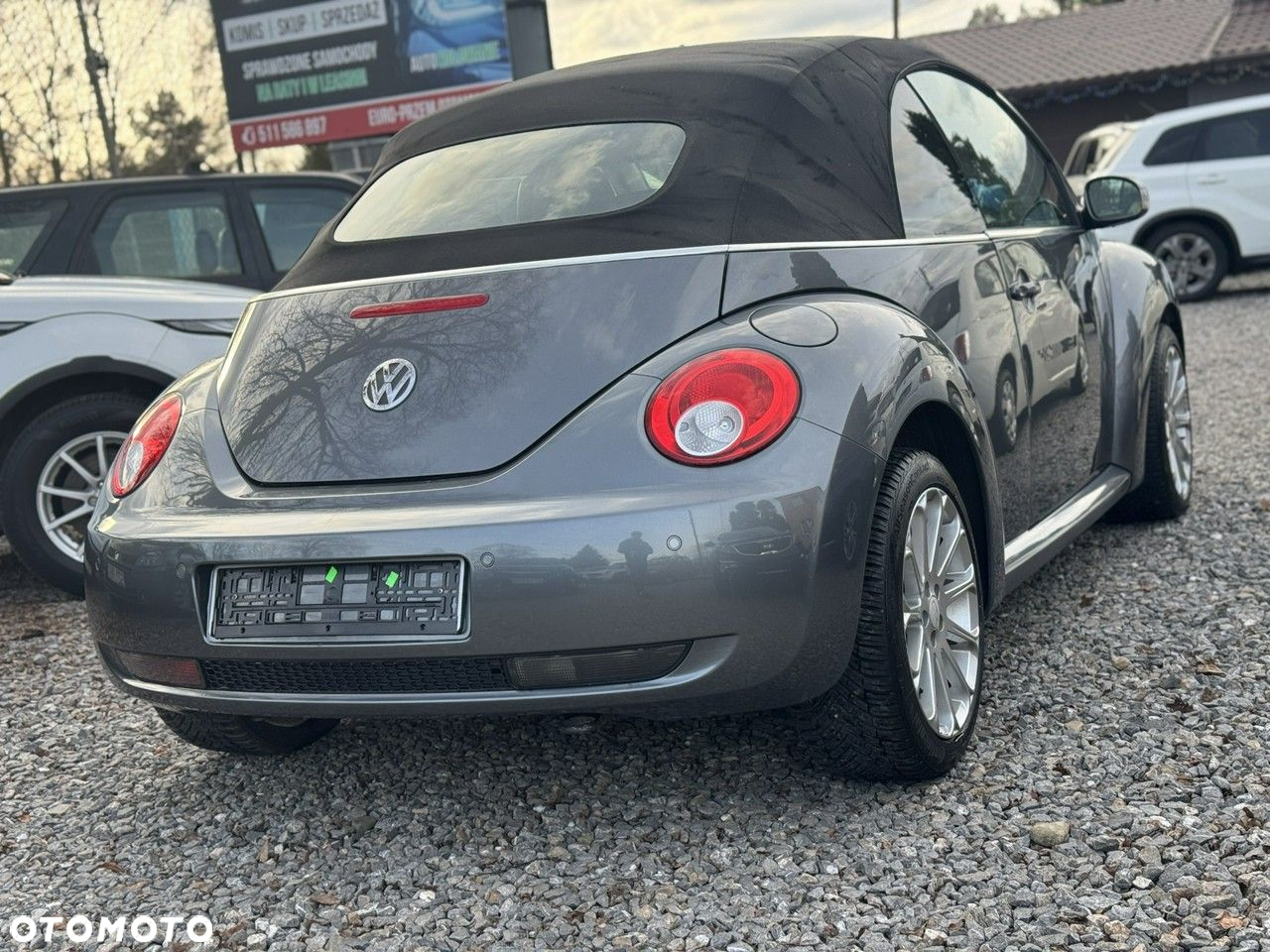 Volkswagen New Beetle - 15
