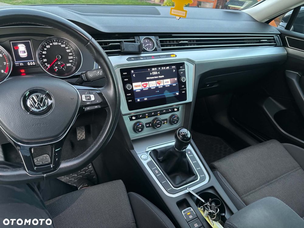 Volkswagen Passat 1.5 TSI EVO Comfortline - 5