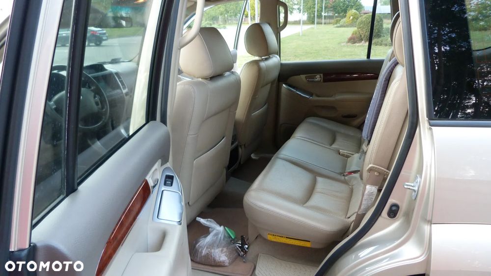 Toyota Land Cruiser 3.0 D Sol Platinium - 24