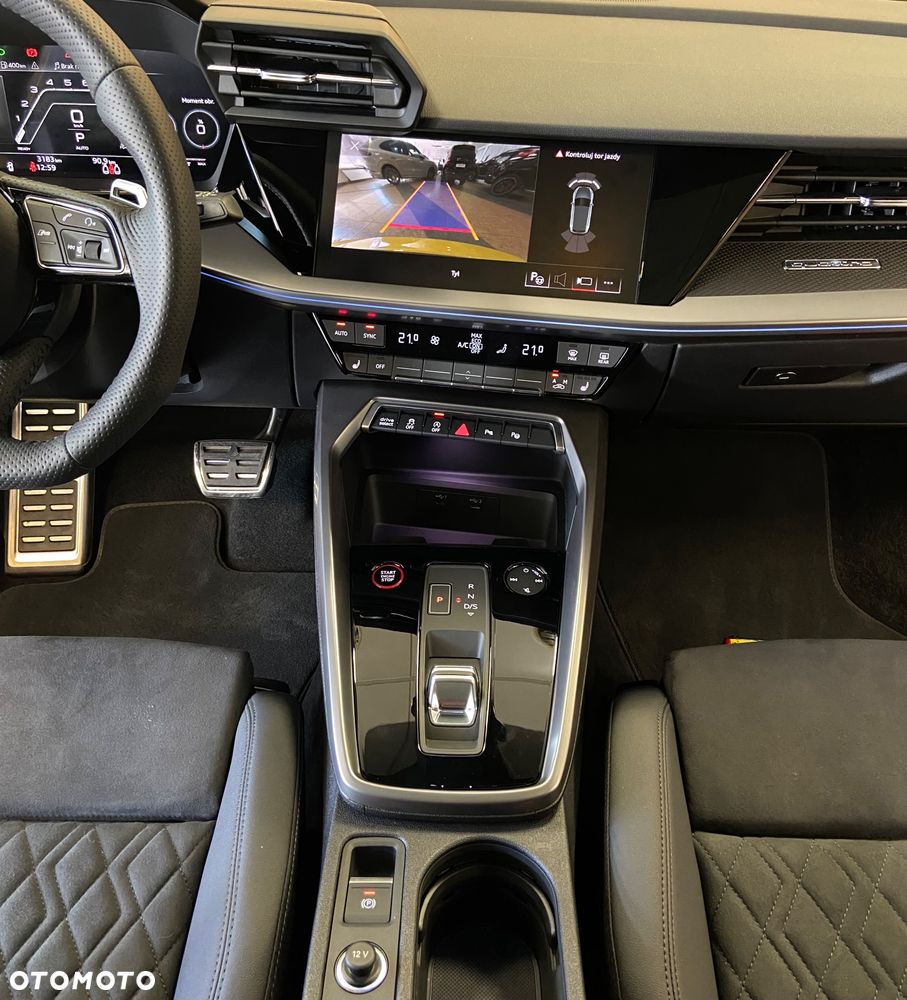 Audi RS3 Sportback - 17