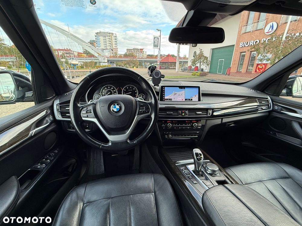 BMW X5 xDrive35i - 26