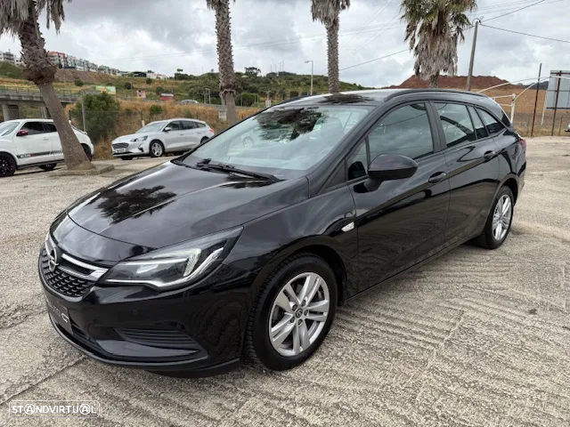 Opel Astra Caravan - 2