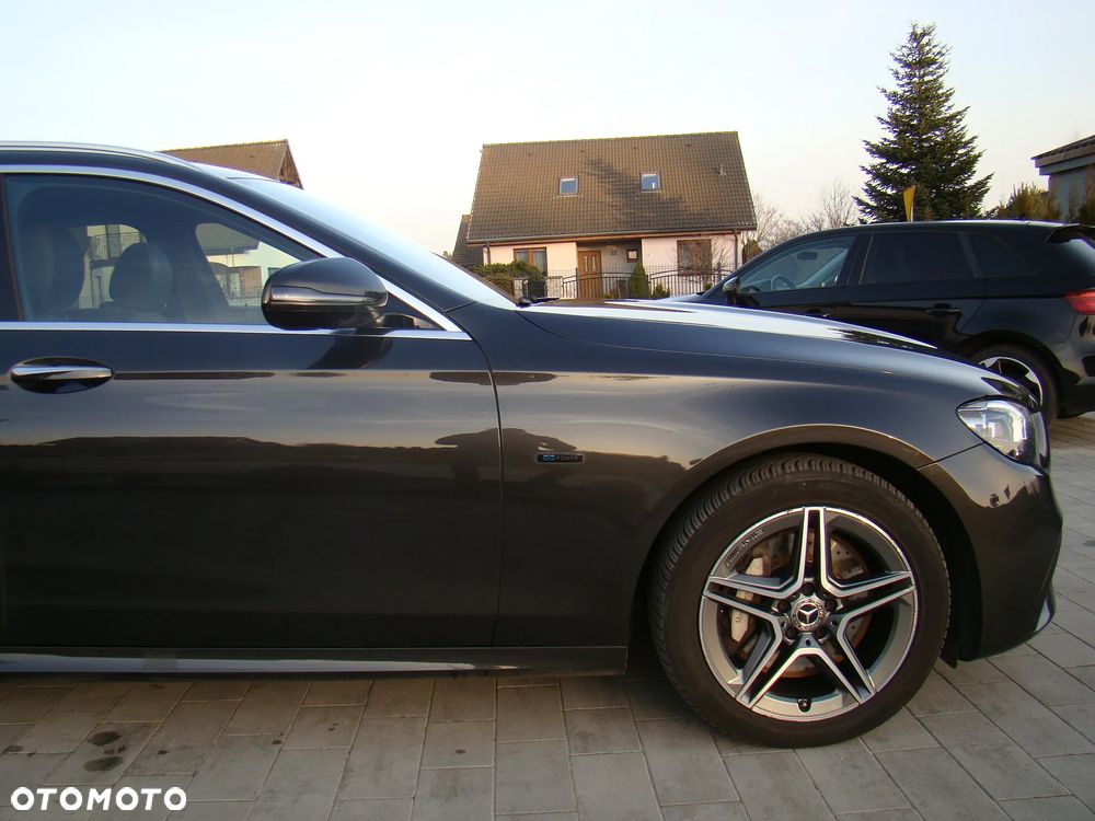 Mercedes-Benz Klasa E 300 de 9G-TRONIC AMG Line - 13
