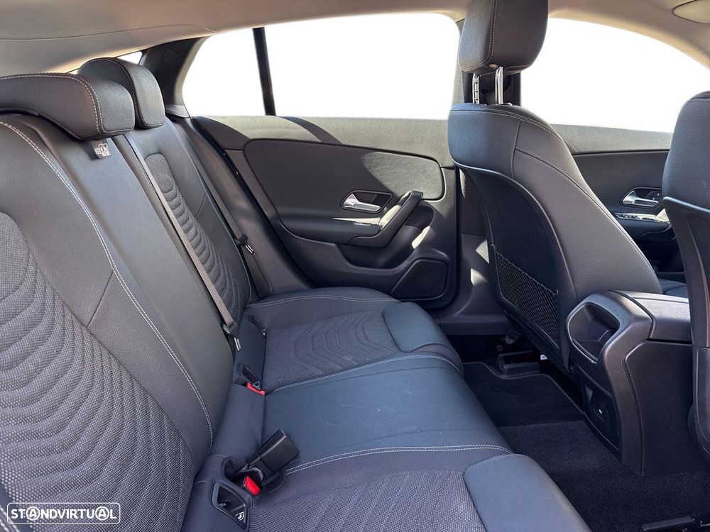 Mercedes-Benz CLA 250 - 15