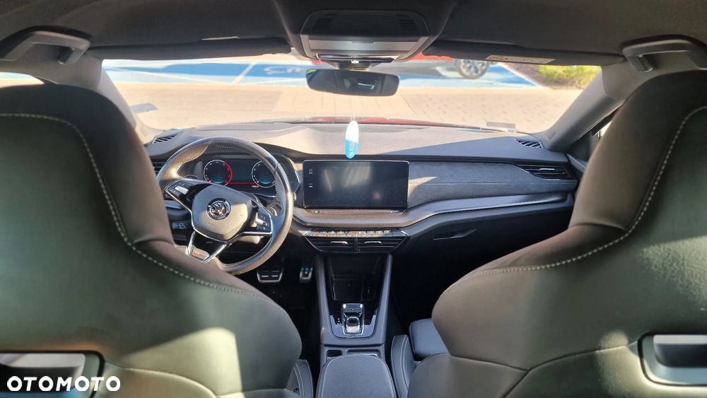Skoda Octavia 2.0 TDI RS DSG - 8