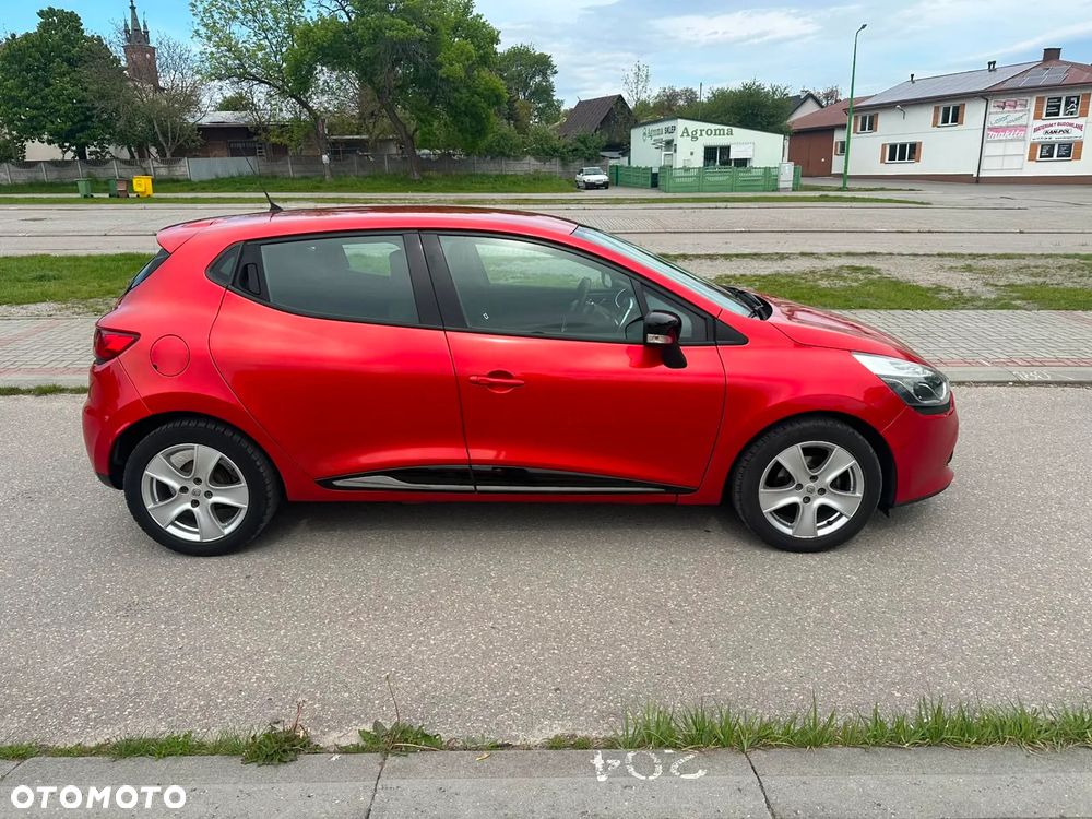Renault Clio TCe 90 Dynamique - 4