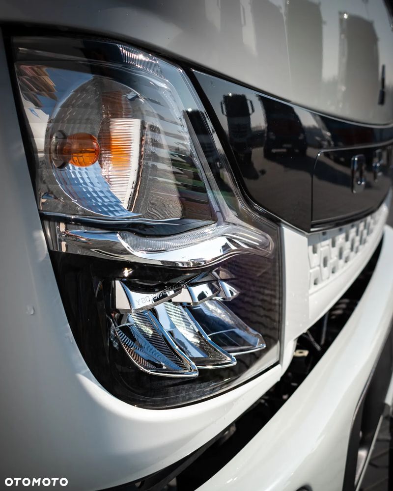 FUSO Canter 9C18 AMT - 12