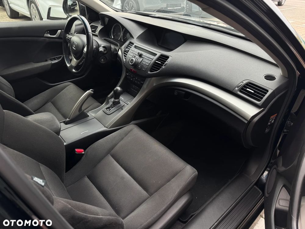 Honda Accord 2.0 Elegance Nav - 6