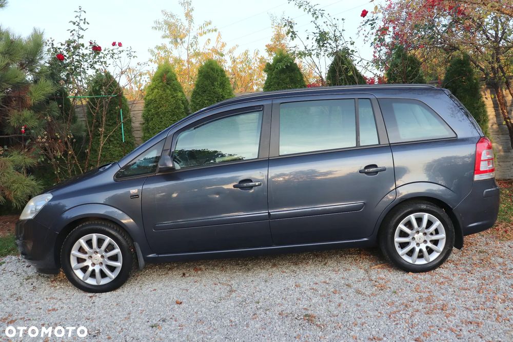 Opel Zafira 2008 photo 3