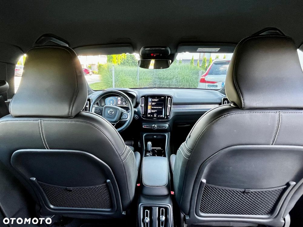 Volvo XC 40 B4 B R-Design - 12