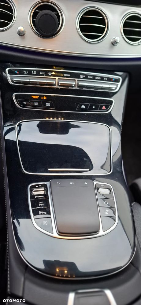 Mercedes-Benz Klasa E 200 d Business Edition 9G-TRONIC - 12