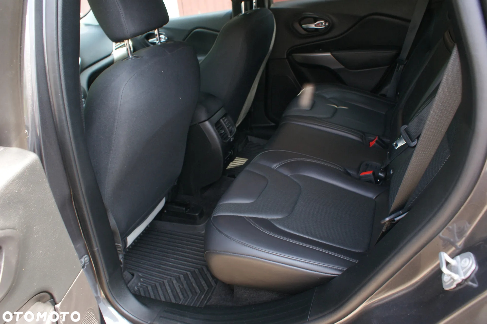 Jeep Cherokee 3.2 V6 Active Drive I Limited - 9