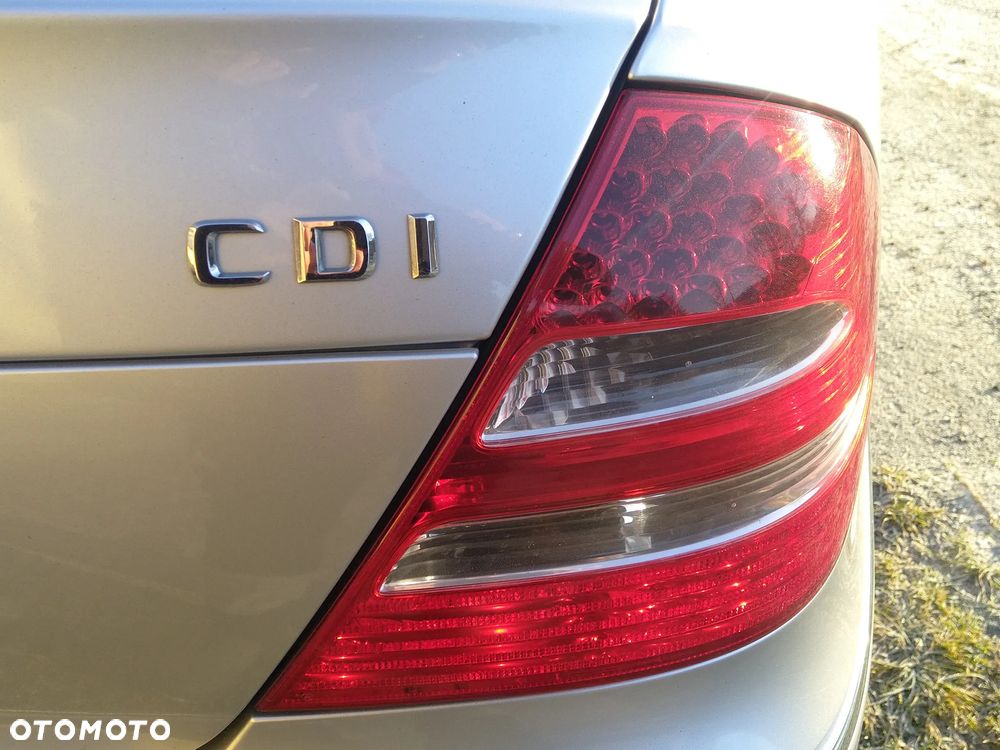 Mercedes-Benz Klasa E 320 CDI Avantgarde - 9