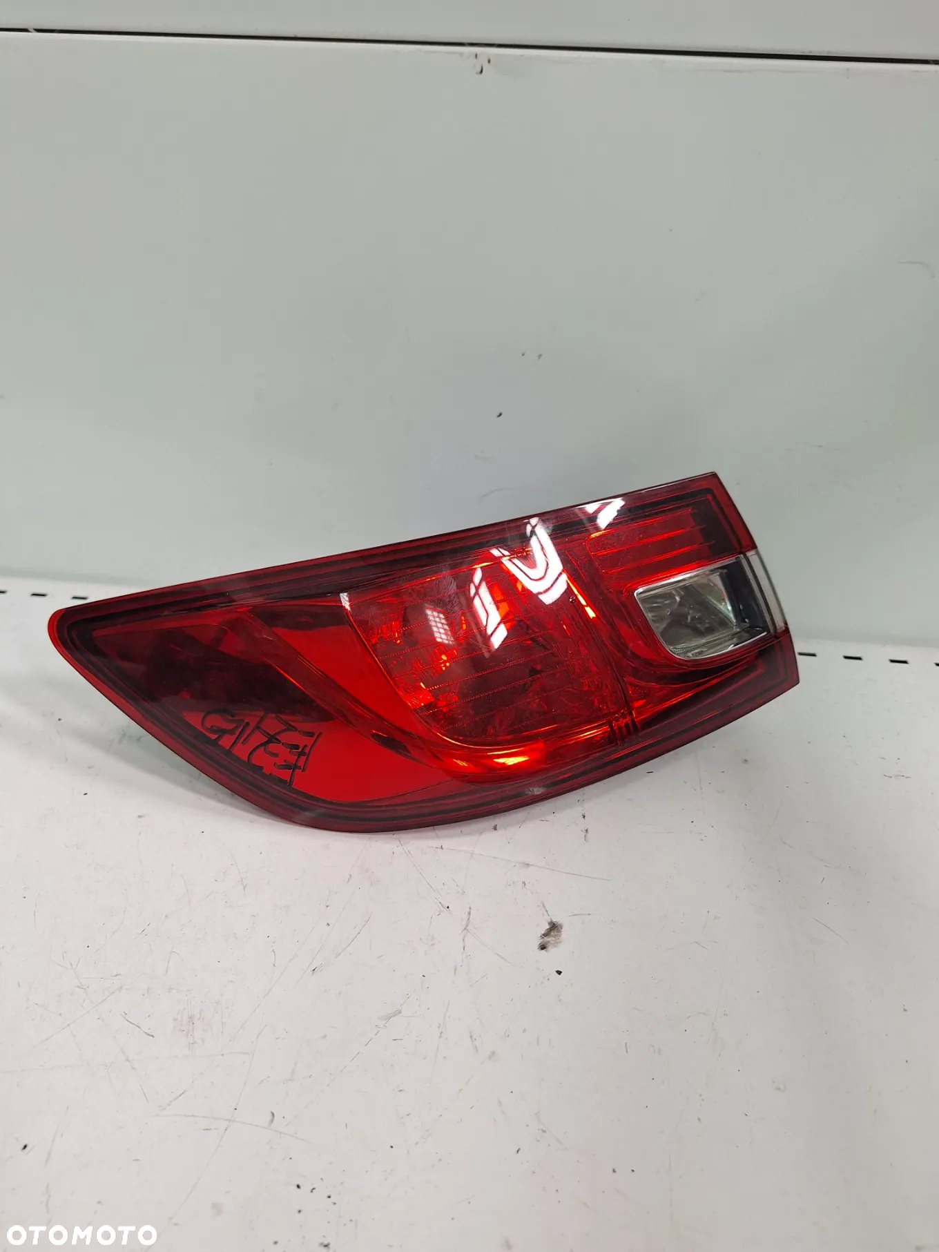 lampa prawa  lub lewa tył CLIO IV 285553752R  (E2/5)  (E2/6) - 6