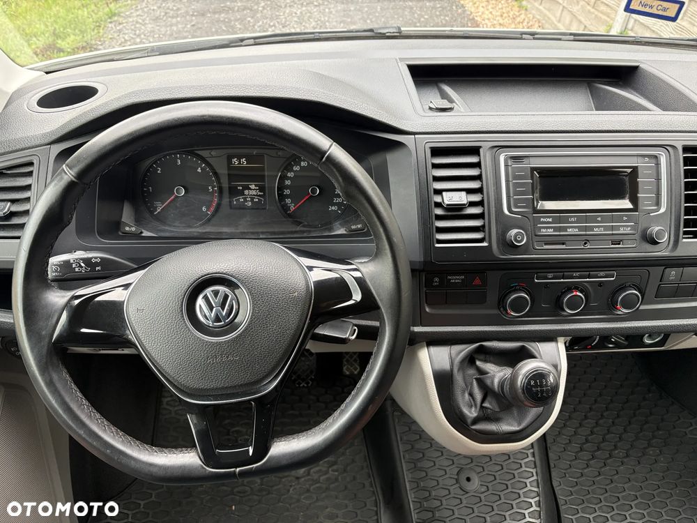 Volkswagen Transporter - 24