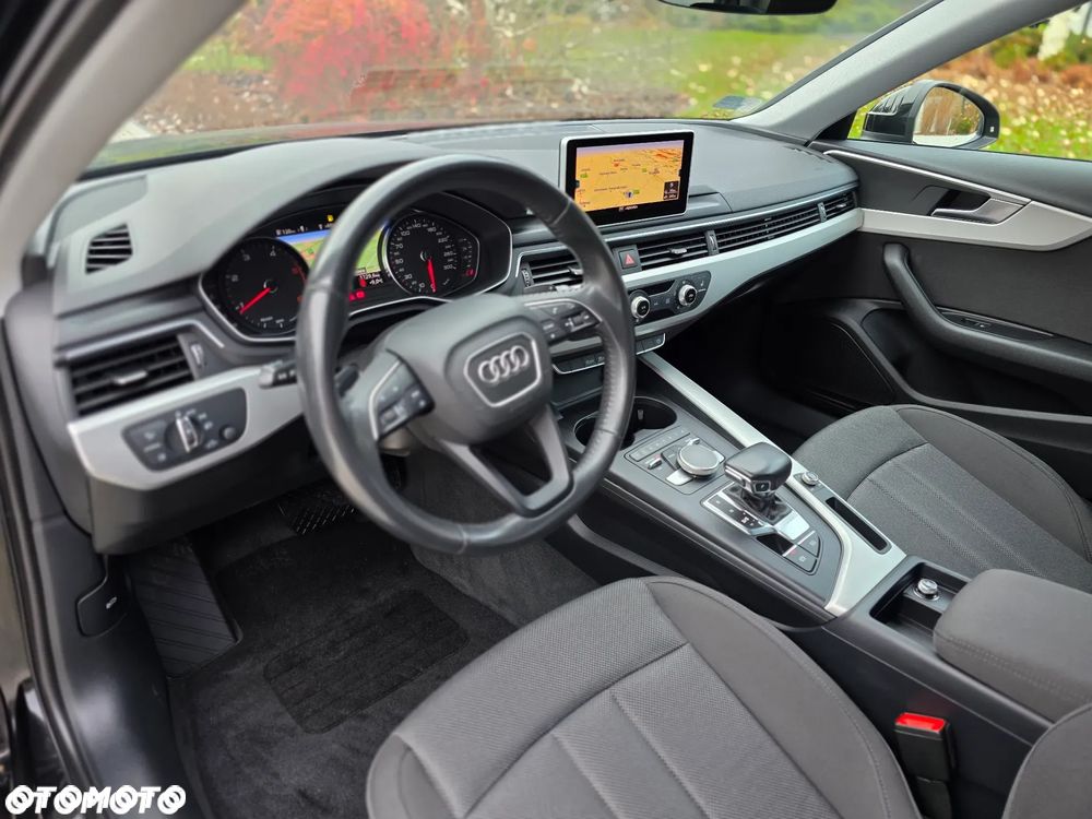 Audi A4 Avant 35 TDI Sport S tronic - 13