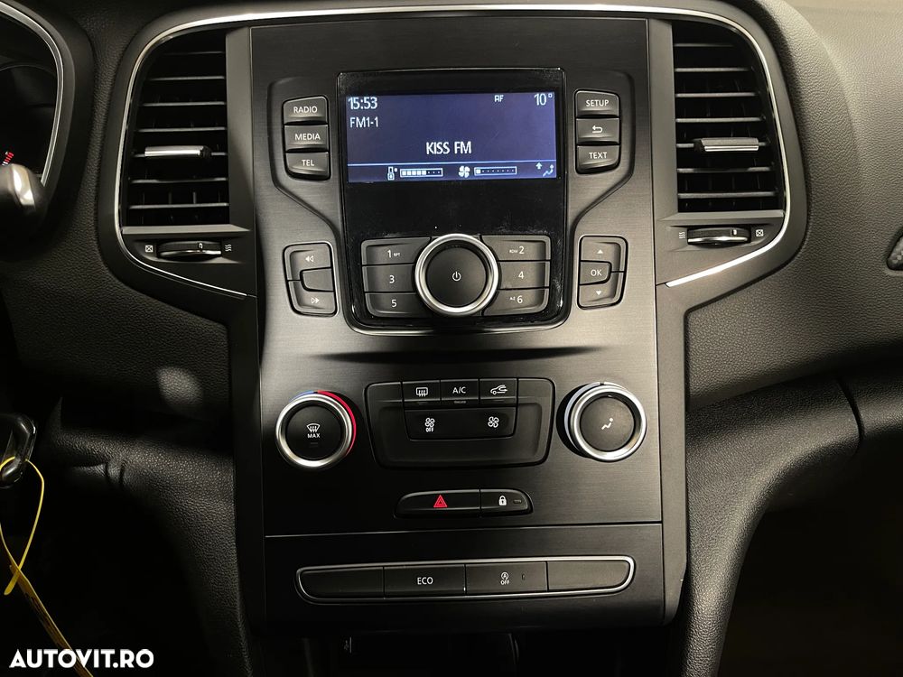 Renault Megane TCe GPF Zen - 6