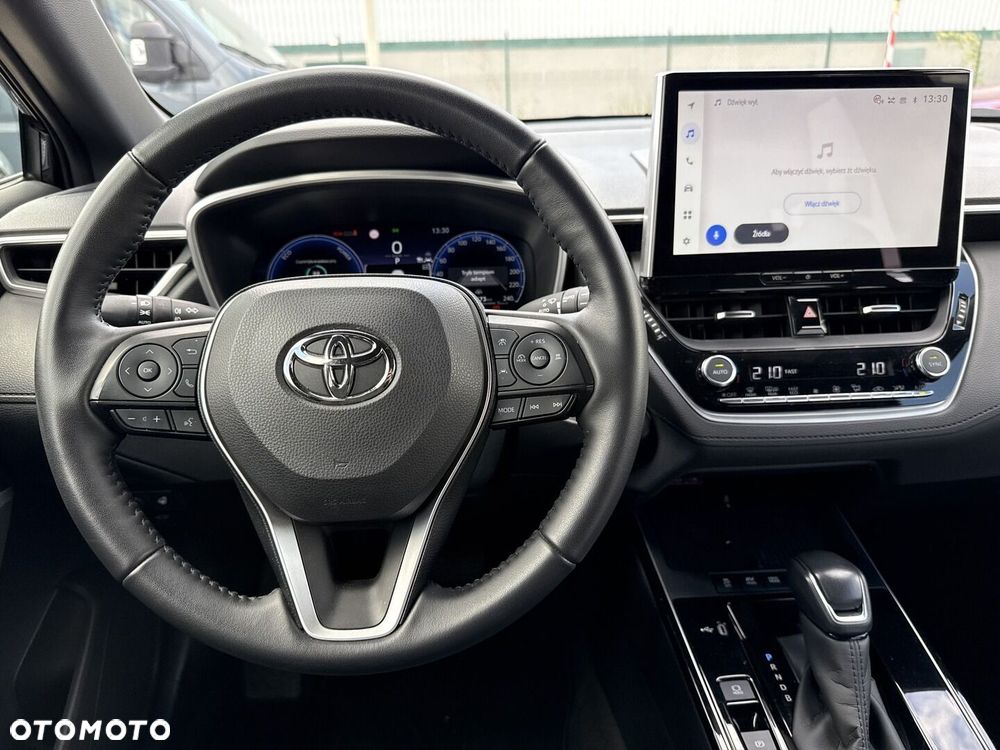 Toyota Corolla Cross - 10
