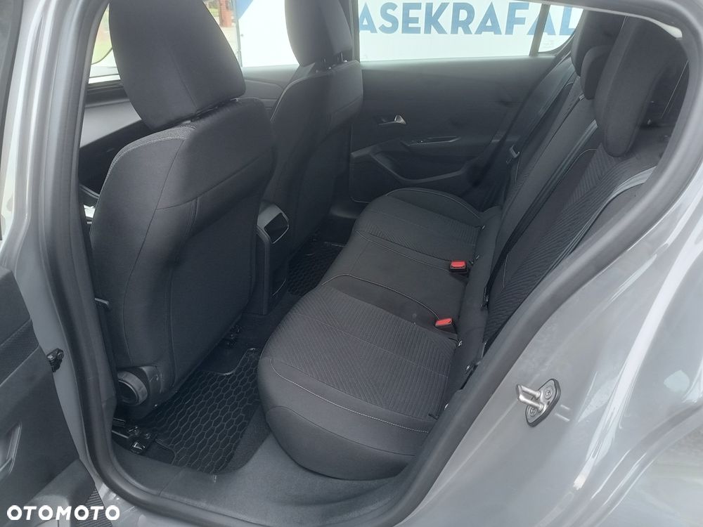 Peugeot 308 1.5 BlueHDi Active Pack S&S EAT8 - 8