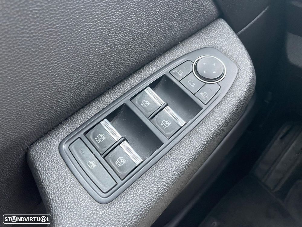 Renault Clio 1.0 TCe Techno - 15