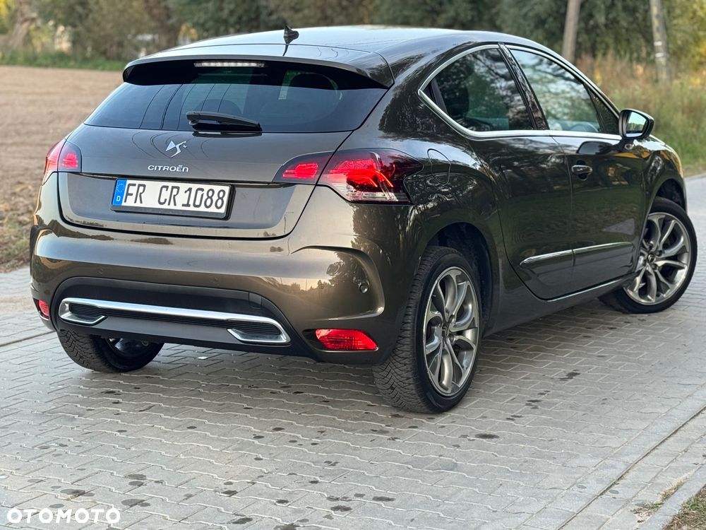 Citroën DS4 HDi 165 SportChic - 13