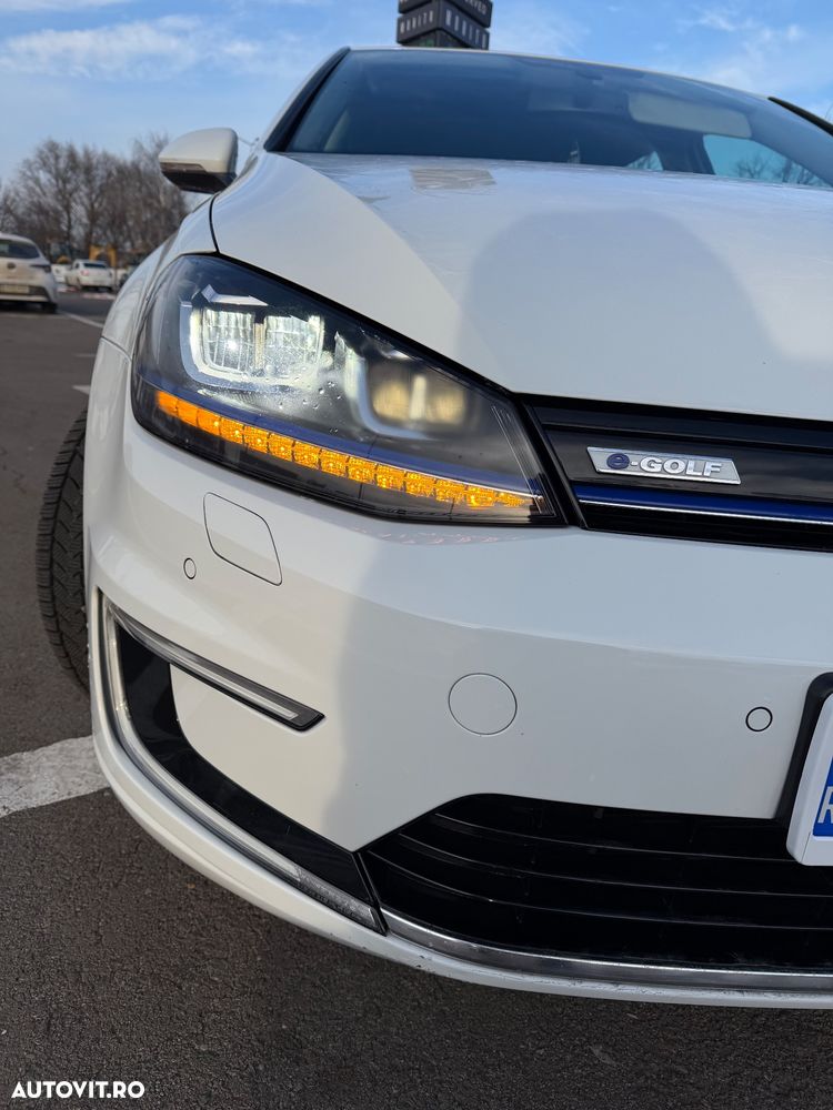 Volkswagen Golf e-Golf - 15