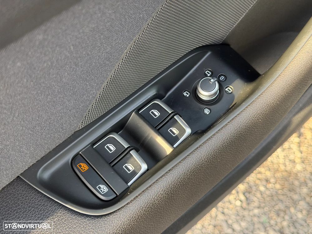 Audi A3 Sportback 1.6 TDI (clean diesel) S tronic Attraction - 14