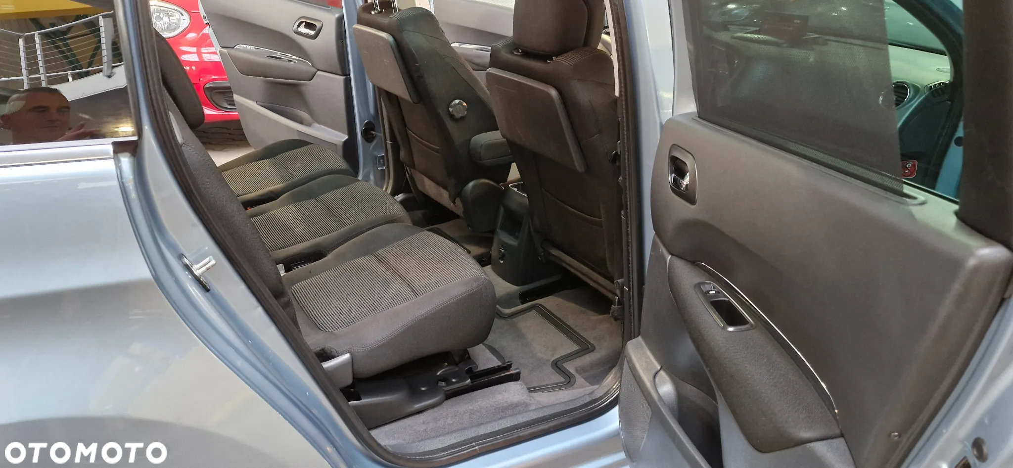 Peugeot 5008 HDI FAP 110 EGS6 Premium - 15