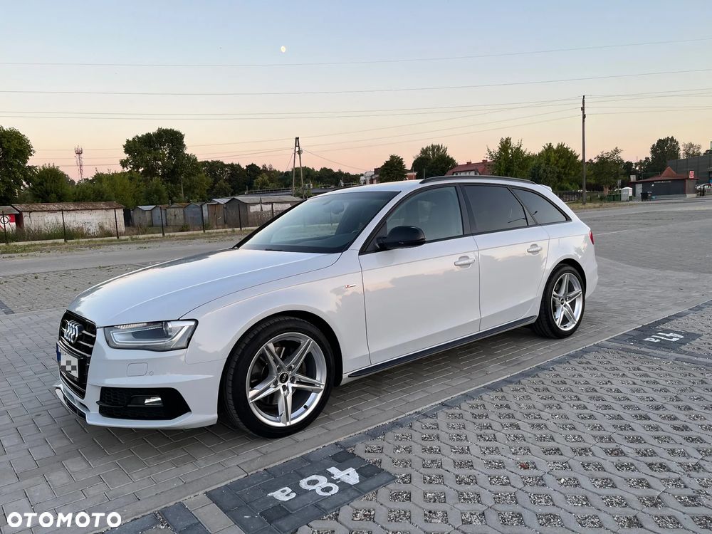 Audi A4 Avant 2.0 TDI DPF clean diesel S line Sportpaket - 14