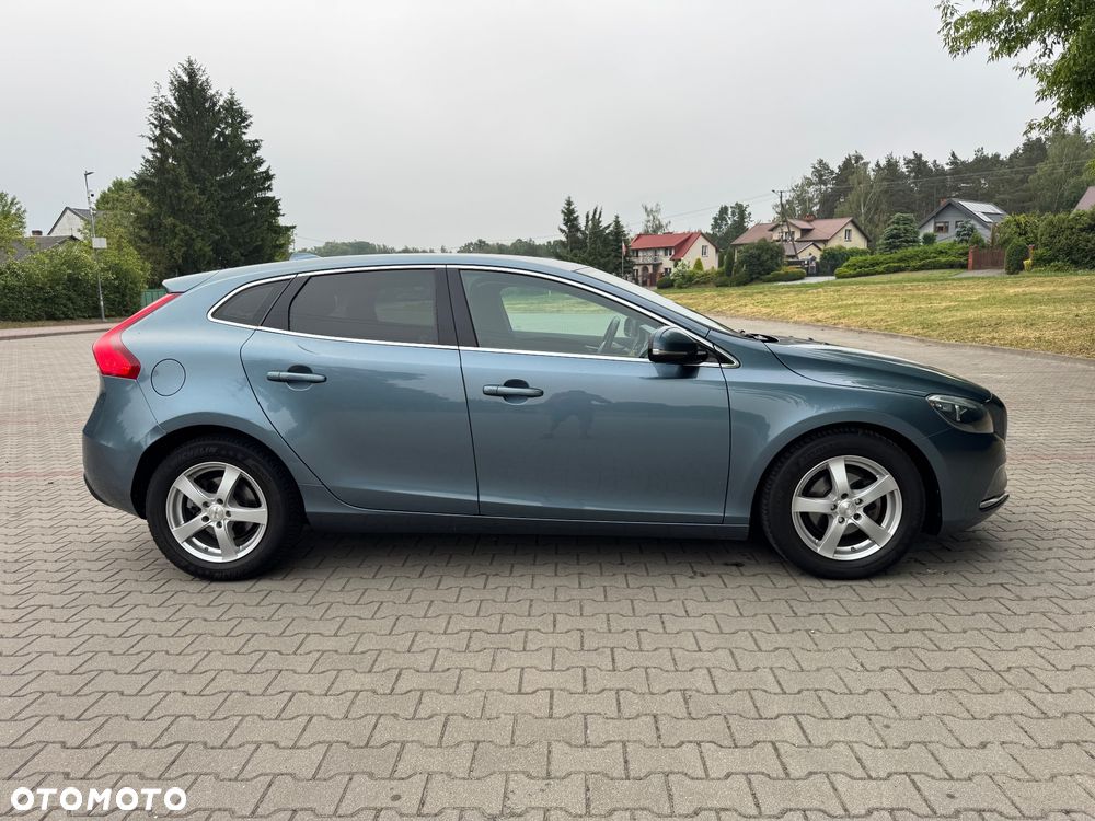 Volvo V40 D2 Kinetic - 10