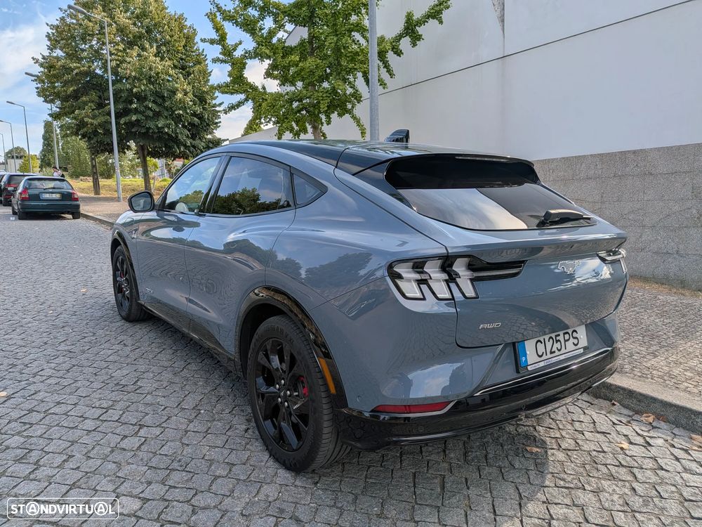 Ford Mustang Mach-E AWD PREMIUM - 4